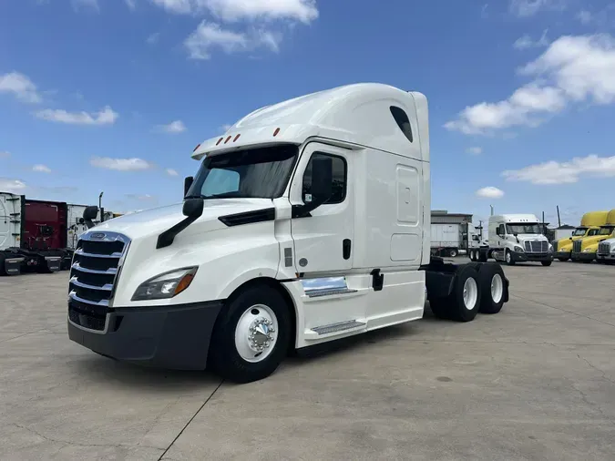 2020 Freightliner Cascadia
