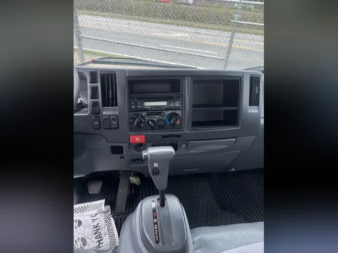 2017 Isuzu NRR