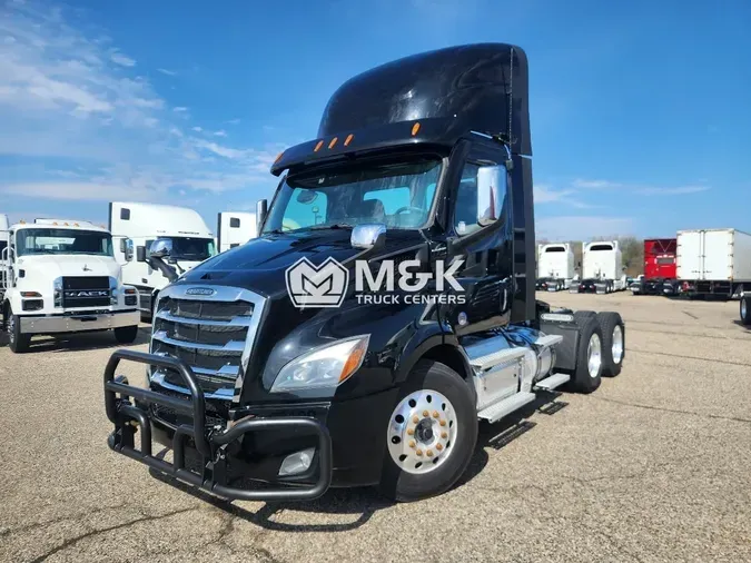 2022 FREIGHTLINER Cascadia 1167b92ae29aea49d4f83c1bd354ec03679