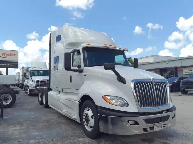 2020 NAVISTAR INTERNATIONAL LT625 SLPR CAB