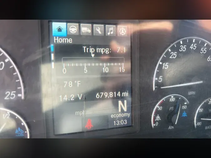 2020 Freightliner Cascadia 126