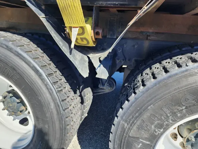 2017 FREIGHTLINER/MERCEDES M2 106