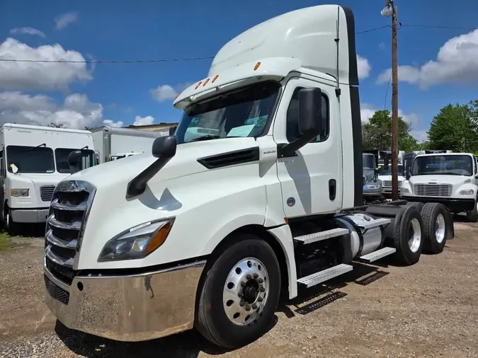 2019 FREIGHTLINER NEW CASCADIA PX126647b99756bfecb47cd3d3d55a5fa41bf4e