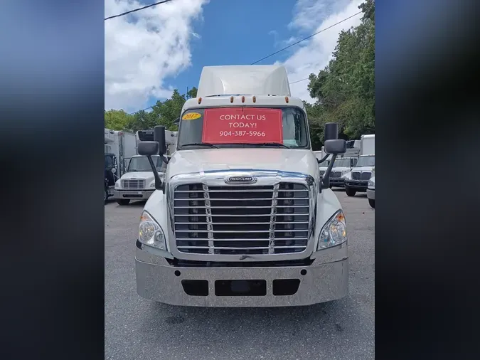 2017 FREIGHTLINER CASCADIA 1257b9ac8cb0528f0060ceb68966740d220