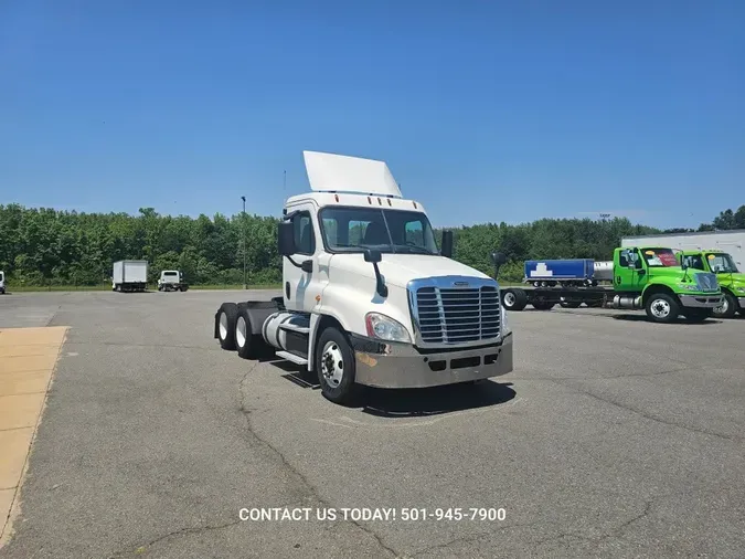 2018 FREIGHTLINER CASCADIA 125