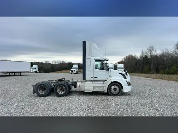 2018 Volvo VNL300