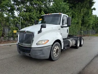 2019 NAVISTAR INTERNATIONAL LT625 DAYCAB T/A