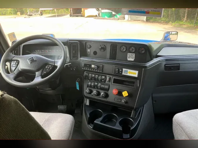 2022 INT LT625 6x4
