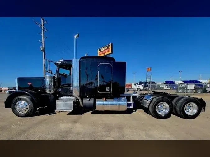2022 Peterbilt 3897baf386706cbc116411cbdcbc343a1bf