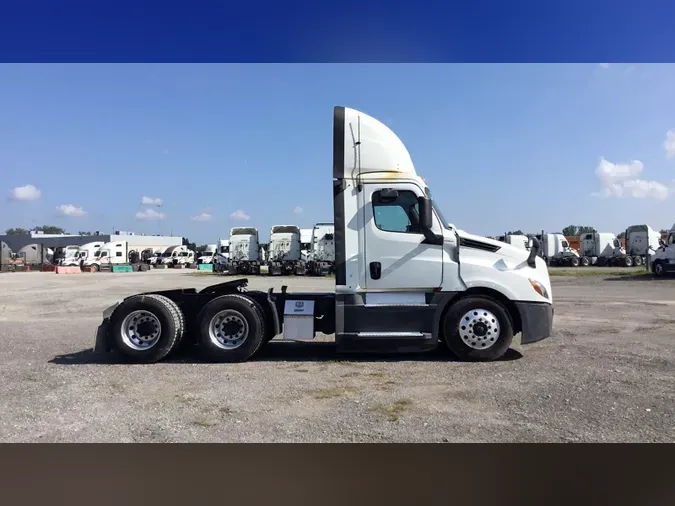 2020 Freightliner Cascadia 1267bafcbfdfbd7d2202766e04d249da520
