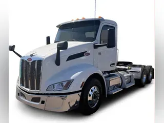 2023 Peterbilt 579