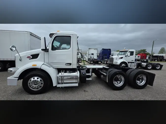 2023 Peterbilt 567