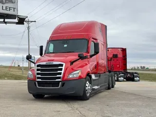 2022 FREIGHTLINER Cascadia 126
