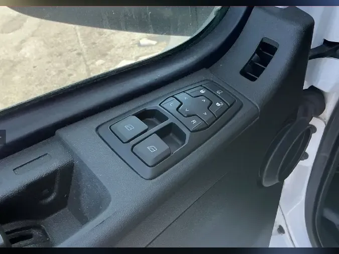 2025 VOLVO VNL64T7407bb6527def3faaf6ee116e6b3f0167a4