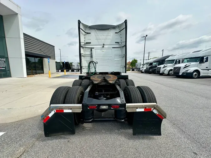 2024 Volvo VNL64T760