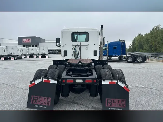 2020 Peterbilt 567