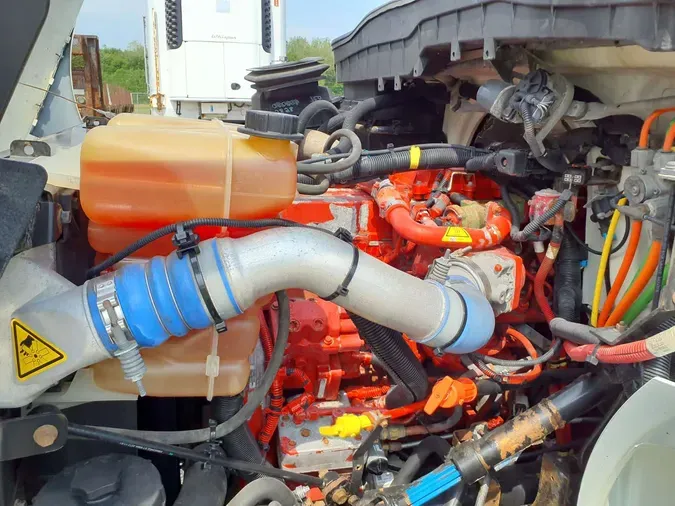 2019 NAVISTAR INTERNATIONAL 4400