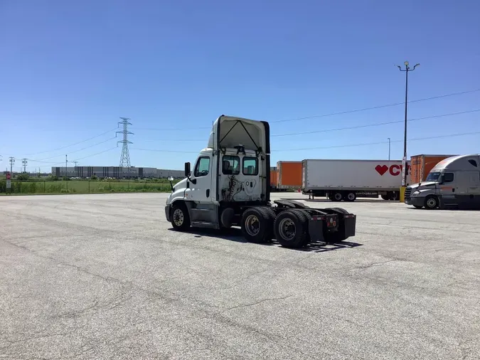 2019 Freightliner Cascadia 1257bbc172b2b9cd72741e500d6a08e8355