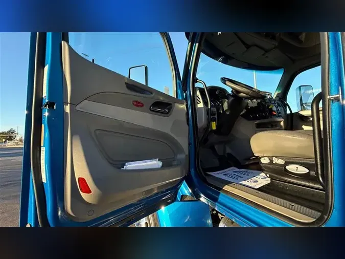 2019 PETERBILT 579