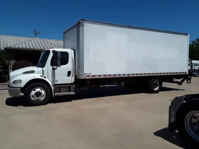 2016 FREIGHTLINER/MERCEDES M2 106