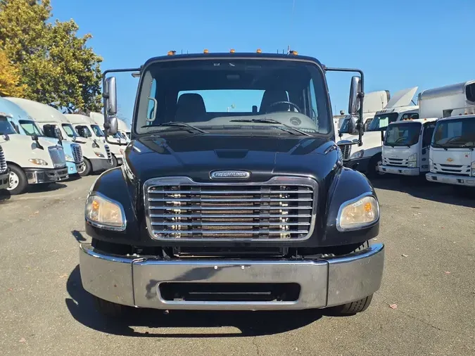 2019 FREIGHTLINER/MERCEDES M2 106