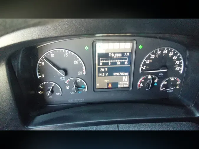 2023 Freightliner Cascadia 126