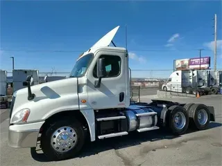 2016 FREIGHTLINER CASCADIA 125