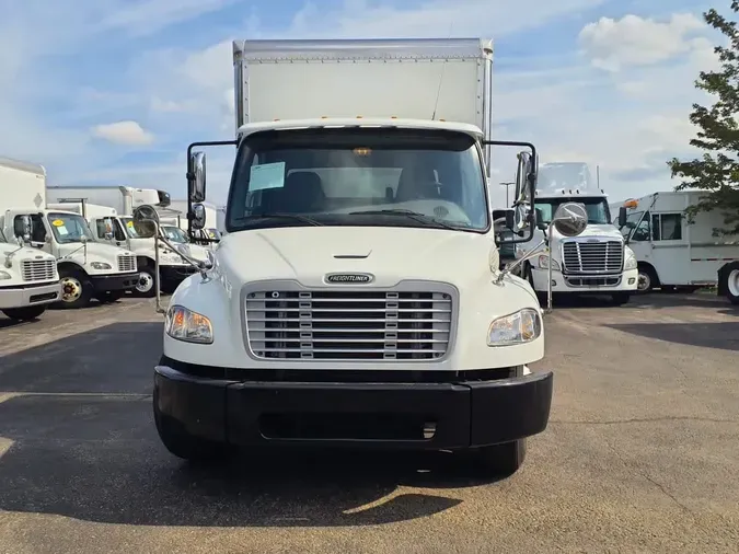 2019 FREIGHTLINER M2 106