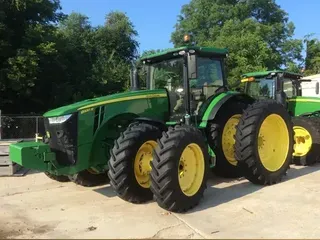 2020 John Deere 8320R