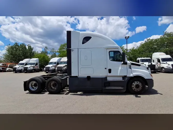 2023 Freightliner Cascadia 1267bcb578271aa987124a9994a5807e510