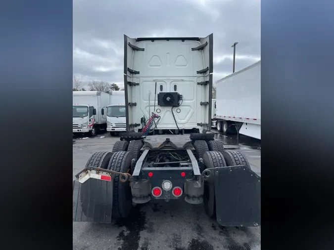 2019 FREIGHTLINER/MERCEDES CASCADIA 125