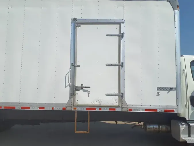 2018 FREIGHTLINER/MERCEDES M2 106