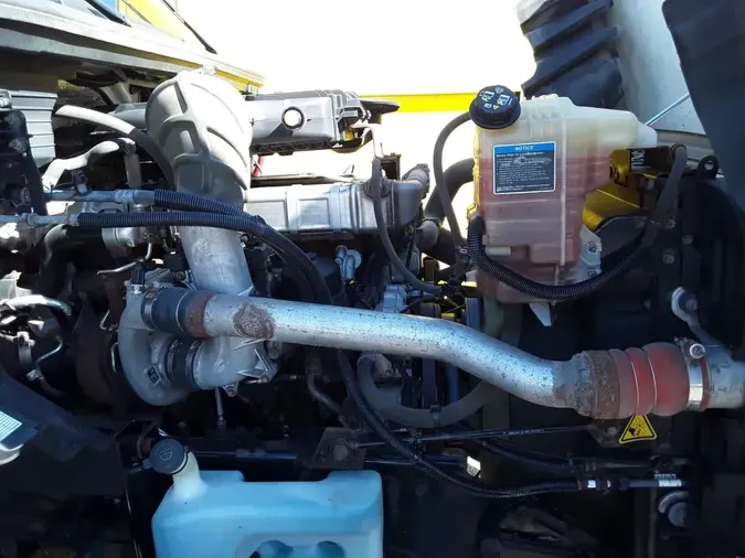2019 NAVISTAR INTERNATIONAL LT625 DAYCAB T/A