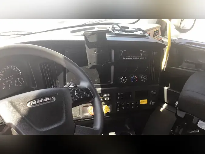 2025 Freightliner Cascadia 1267bd0dbfedf4bcacd9a0ea2622703067b