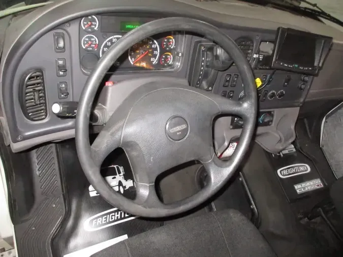 2020 FREIGHTLINER/MERCEDES M2 1067bd74851974701cd9762c6fd5a969b41