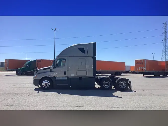 2025 Freightliner Cascadia 1267bd762ef21c8e43c21c45cf8d8da7deb