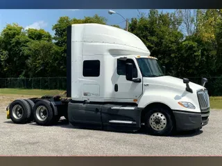 2022 INT LT625 6x4
