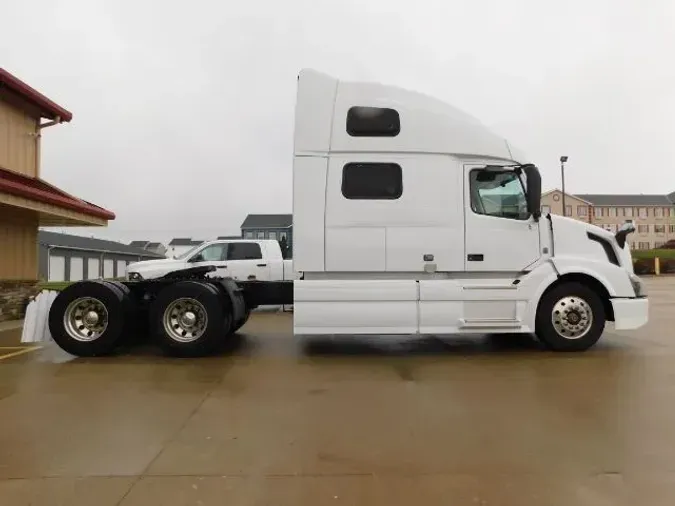 2018 Volvo VNL