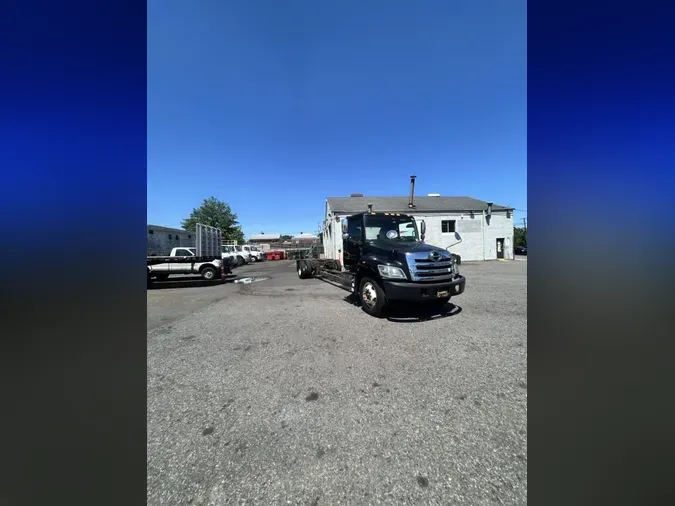 2015 HINO 338