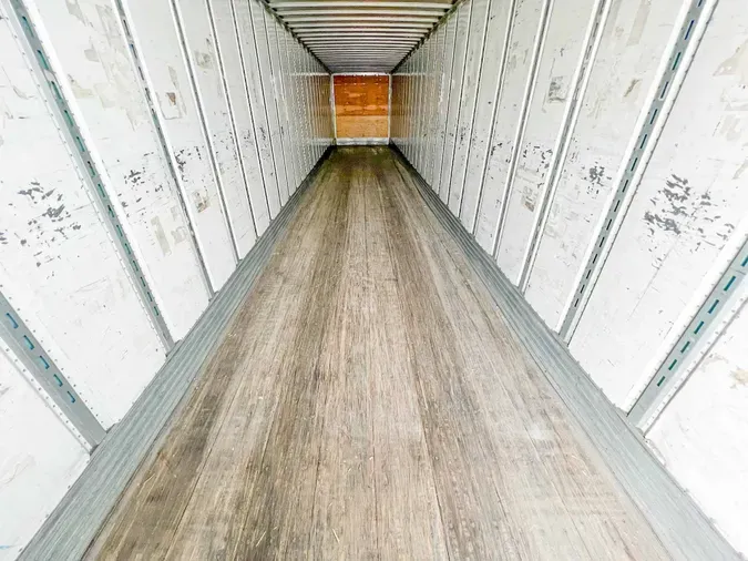 2014 UTILITY VS2DX7bdd7e90a14fa221524241ed6115cbc8