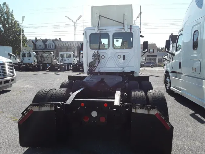 2018 FREIGHTLINER/MERCEDES CASCADIA 125