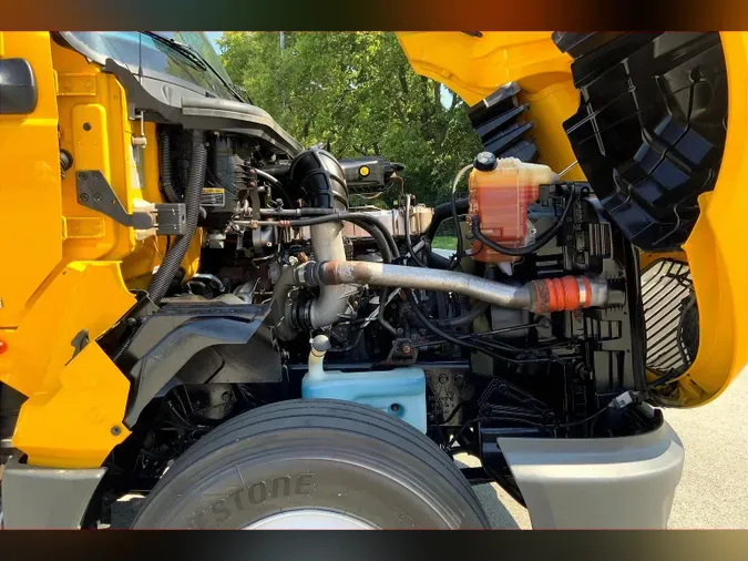 2019 INT LT625 6x4