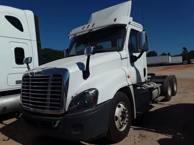 2019 FREIGHTLINER/MERCEDES CASCADIA 125