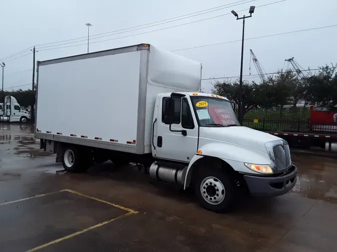 2019 NAVISTAR INTERNATIONAL 4300 LP