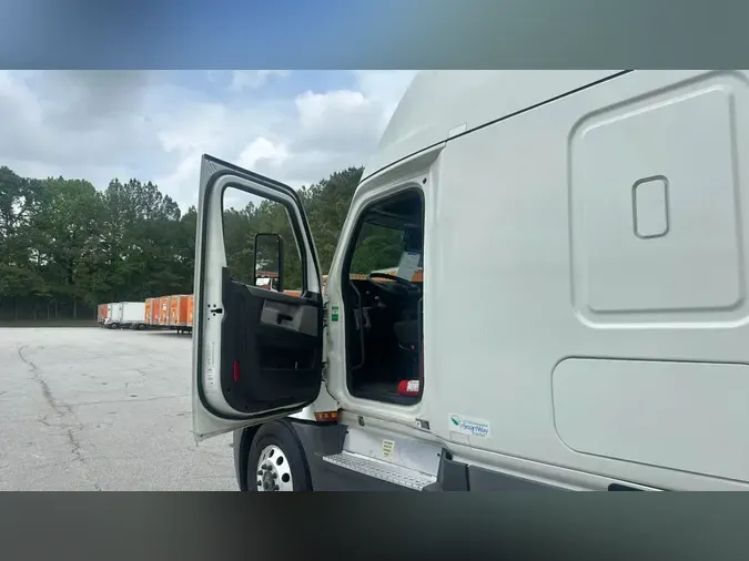 2021 Freightliner Cascadia