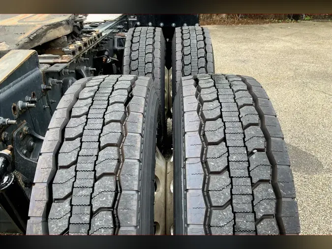 2020 INT LT625 6x4