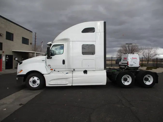 2019 NAVISTAR INTERNATIONAL LT625 SLPR CAB