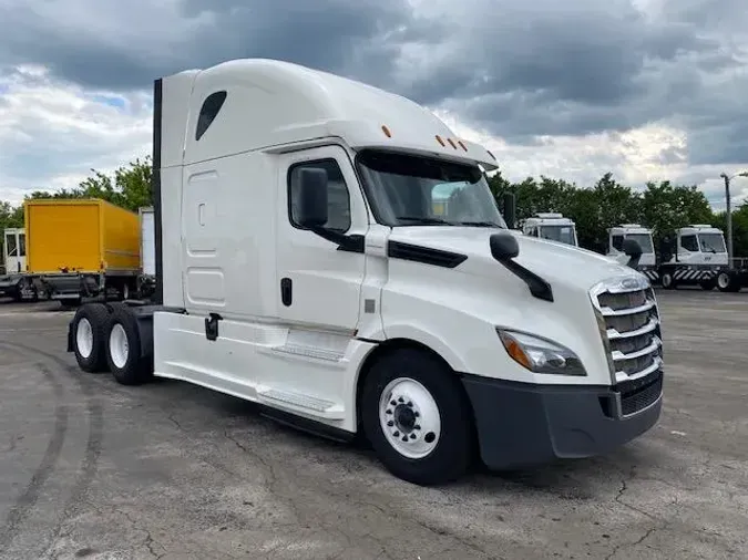 2020 Freightliner Cascadia