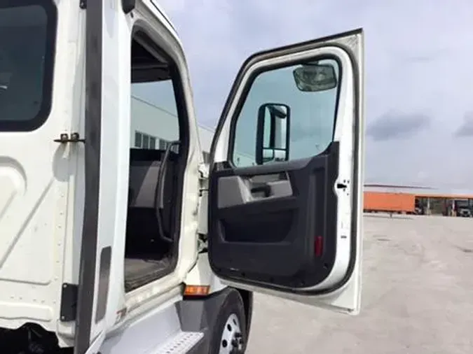 2019 Freightliner Cascadia