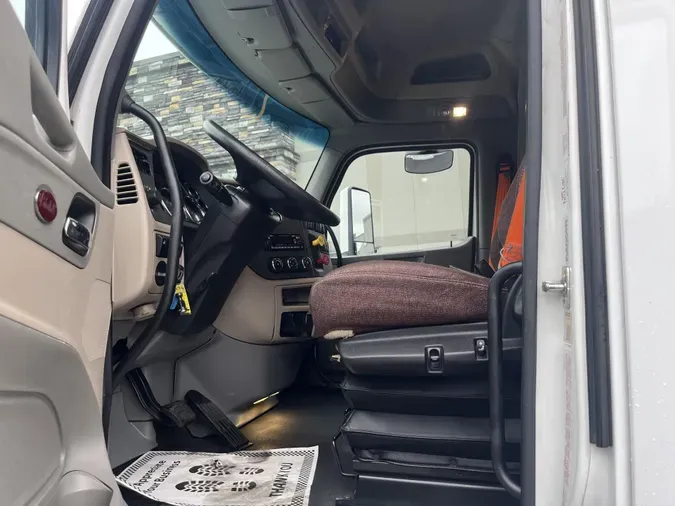 2022 Peterbilt 579